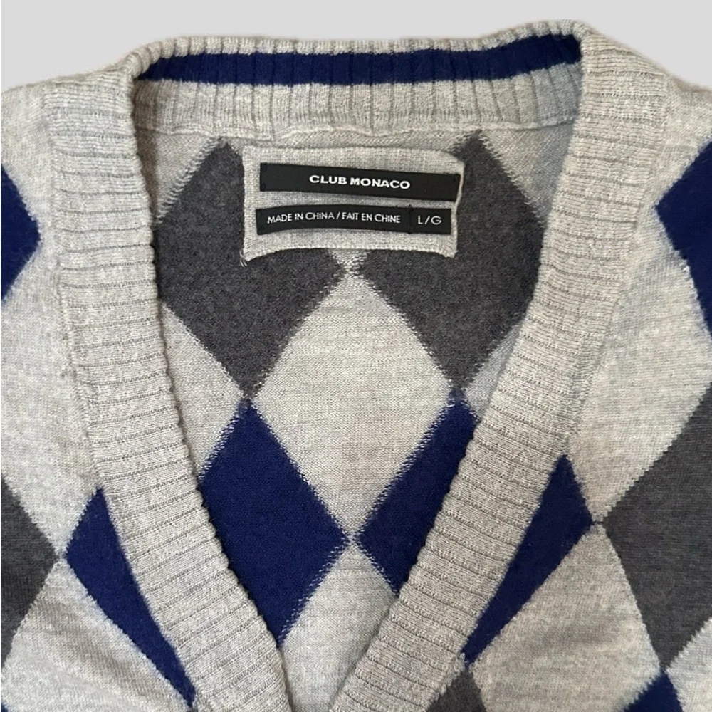 Club Monaco Argyle merino wool Cardigan - Gray and Navy - Picture 3 of 8